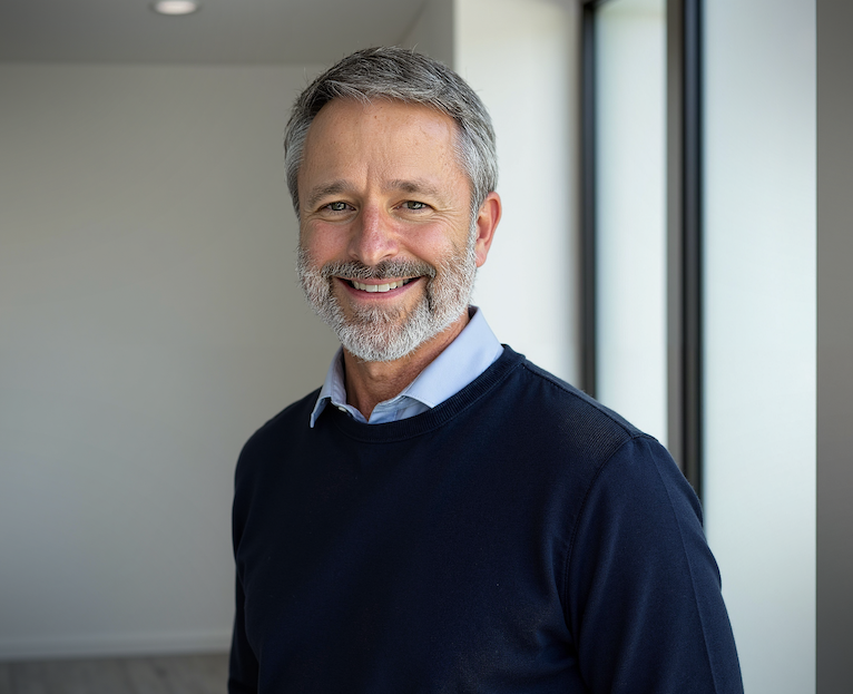 Nice Side Angle Windows Headshot - Smaller